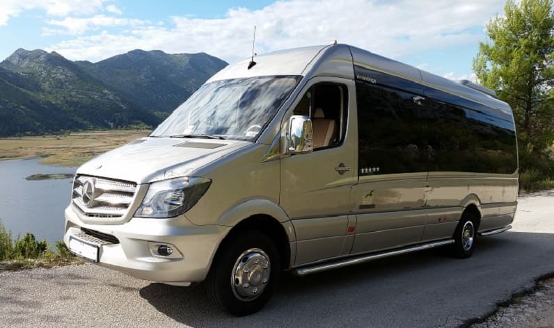 Schleswig-Holstein: Buses booking in Rendsburg in Rendsburg and Germany